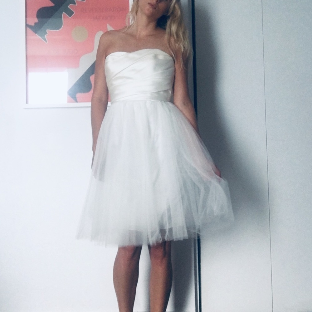 Monique Lhuillier sweetheart tulle cocktail dress